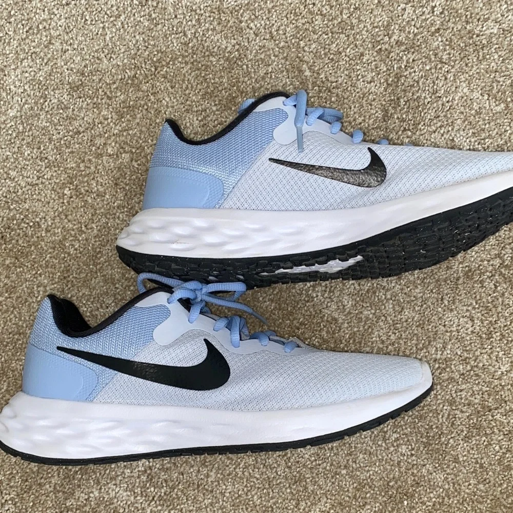 Nike revolution 6 Next Nature Sky Blue and Black Running Shoes. Size7